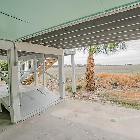 Four-Bedroom House With Great View! Pool Across The Street! Hunting Island Pass! Harbor Island Exterior foto